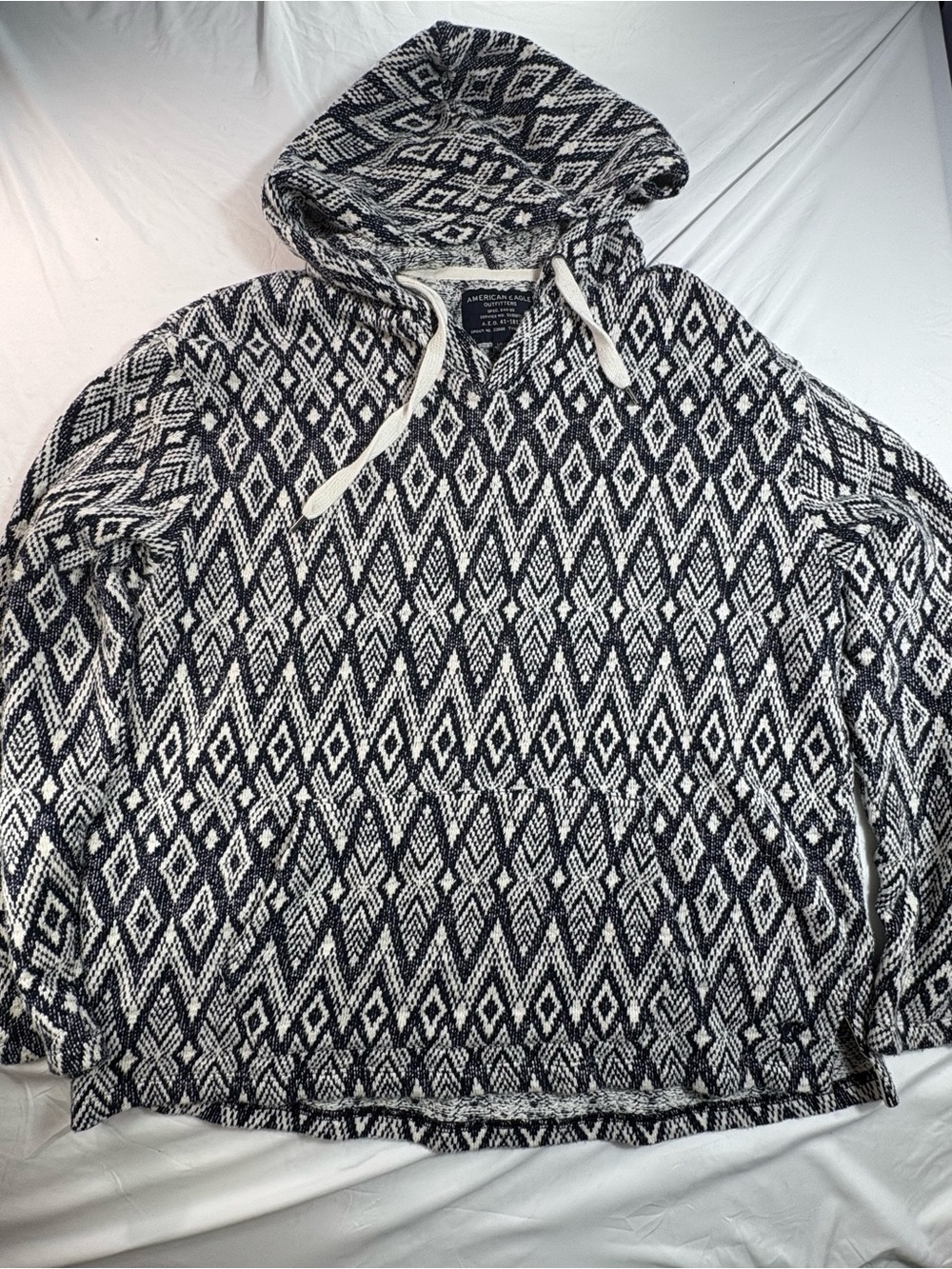 American eagle geometric aop hoodie western baja woven sz L